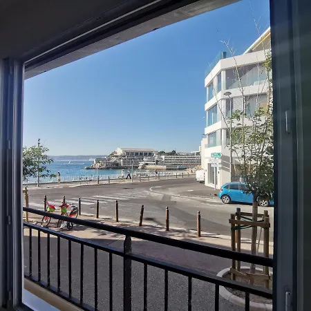 A 50 Mètres De La Plage, Sur La Corniche Vue Mer. Appartamento *