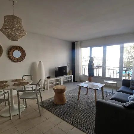 A 50 Metres De La Et 10 Minutes Du Vieux Port 70m2 Sur La Corniche Vue Apartment Marseille